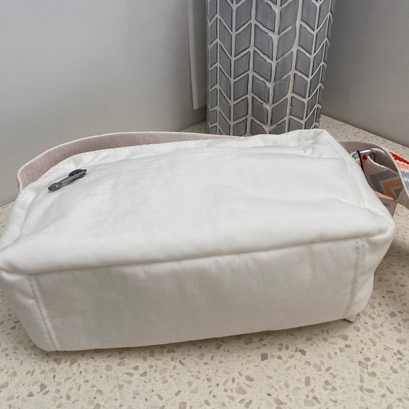 Kipling Albena Small Crossbody Shoulder Bag - Picture 5 of 8